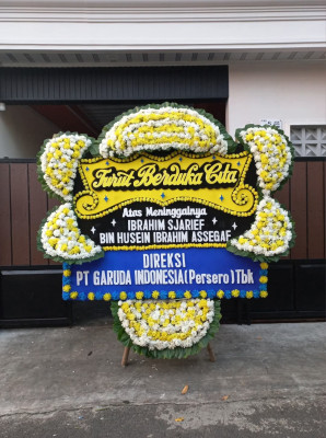 Papan Bunga Duka di Bale Kencana